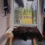 At Birkebeiner Trail In Out, 8 Beds, 2 Bathrooms & Wifi *